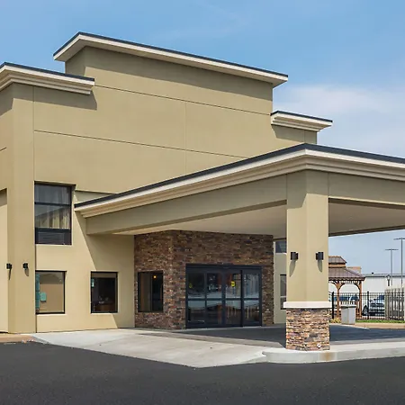 Clarion Inn & Suites Evansville Eastland Area-2